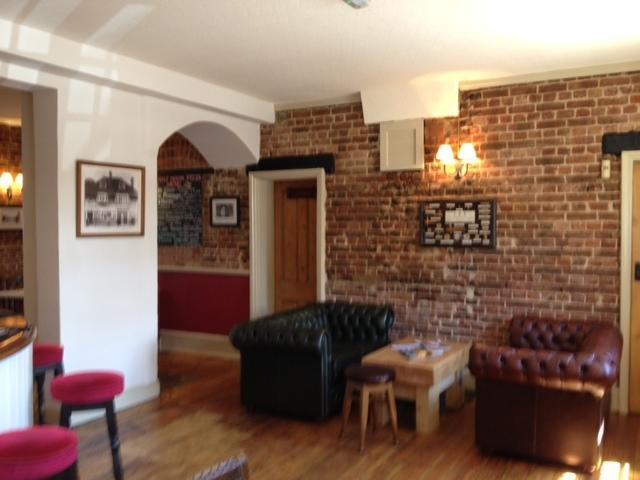 The Half Moon Inn Woking Dış mekan fotoğraf